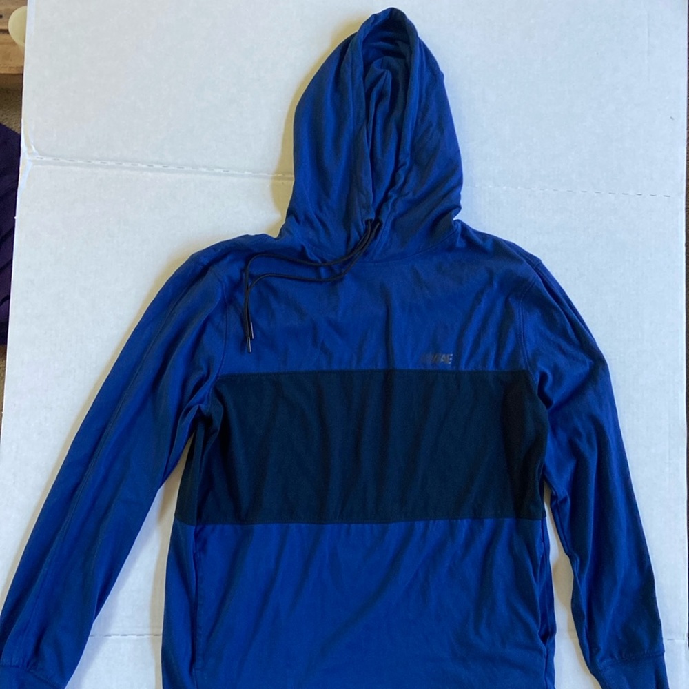 Men's American Eagle Blue long sleeve hoodie tee BTS sz medium Excellent